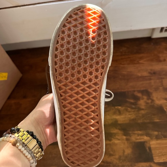 Vans - Picture 5 of 5